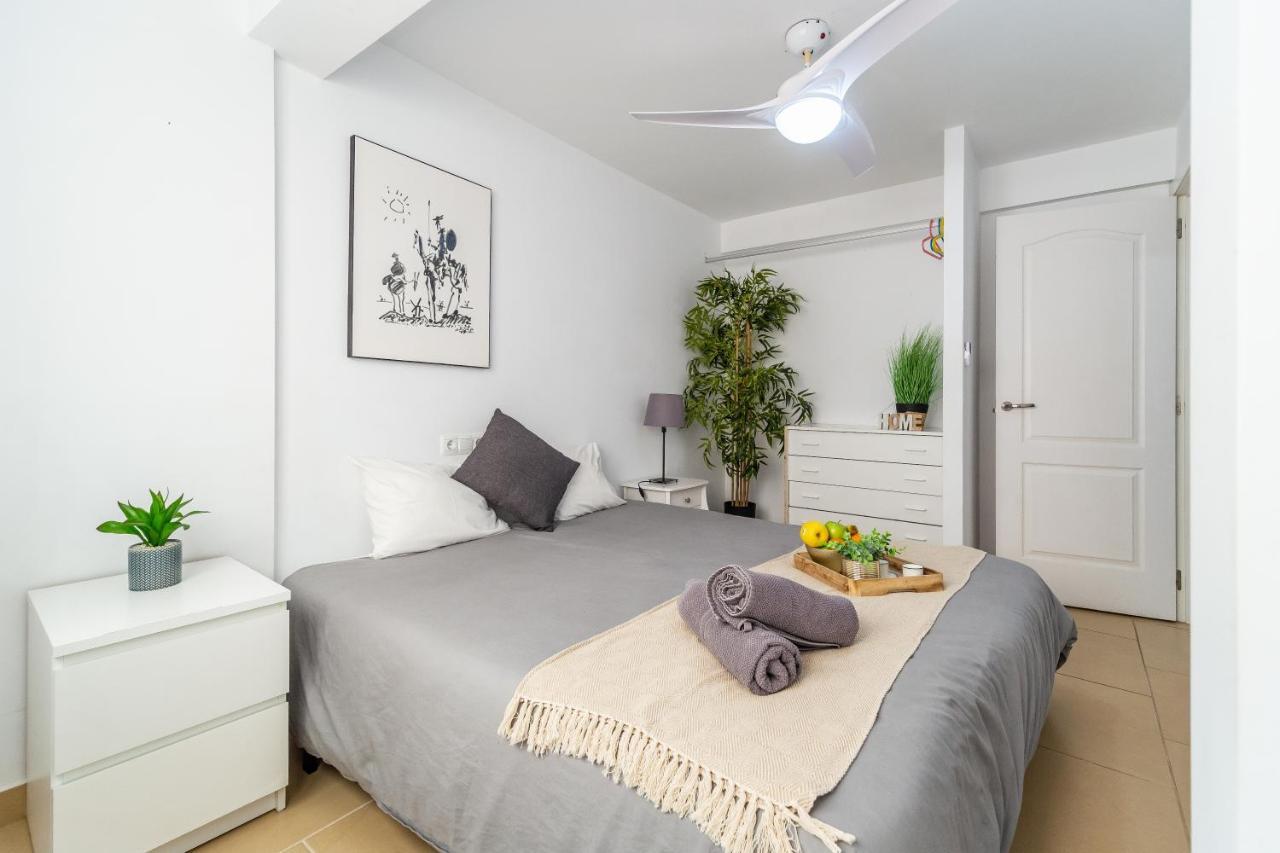 Fuengirola Paseo Maritimo Deluxe Apartment By The Beach Екстериор снимка