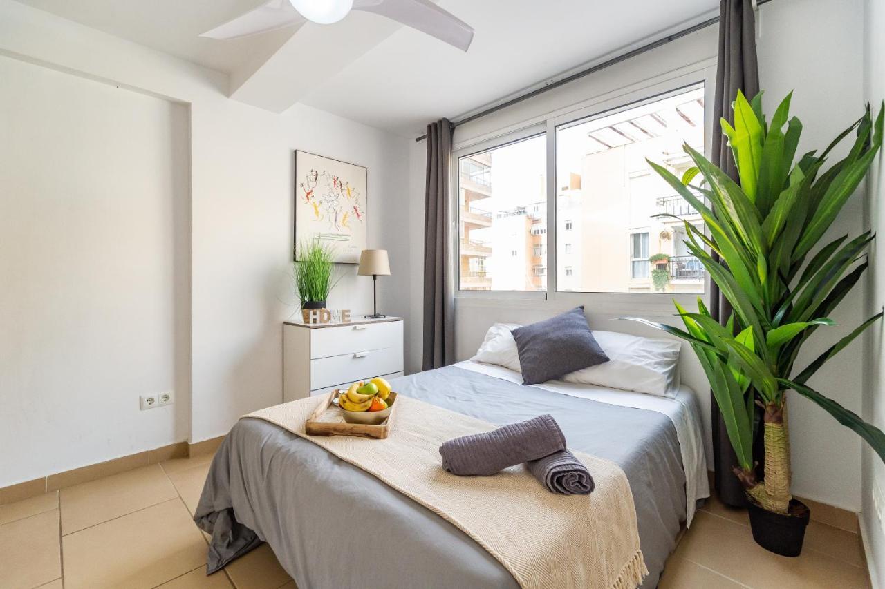 Fuengirola Paseo Maritimo Deluxe Apartment By The Beach Екстериор снимка